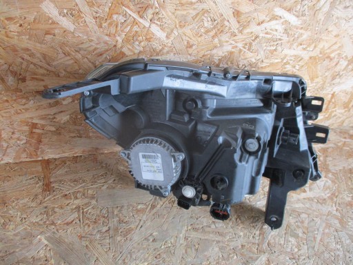 LAMPA FAR PREDNJA STRANA LIJEVA NISSAN NAVARA NP300 D23 REDIZAJN FULL LED