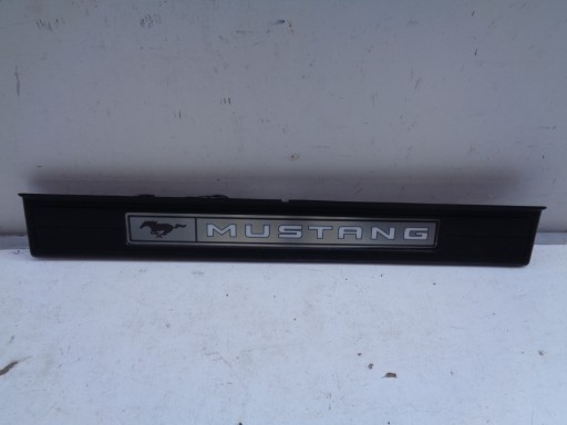LAJSNA PRAGA PRAG POKLOPAC FORD MUSTANG 15- LED