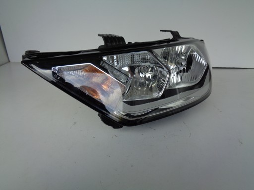LAMPA FAR LIJEVA STRANA AUDI A1 82A 18-