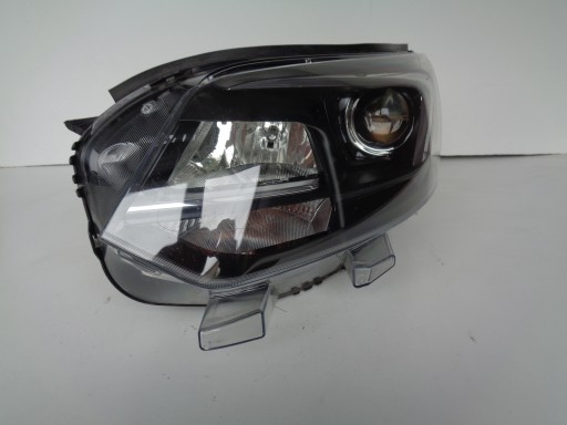 LAMPA FAR LIJEVA STRANA OPEL VIVARO C 19- ZAFIRA D XENON