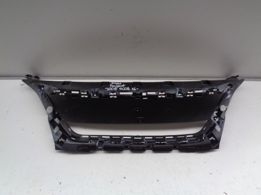 POJAČANJE DRŽAČ BRANIKA PEUGEOT 3008 5008 17-