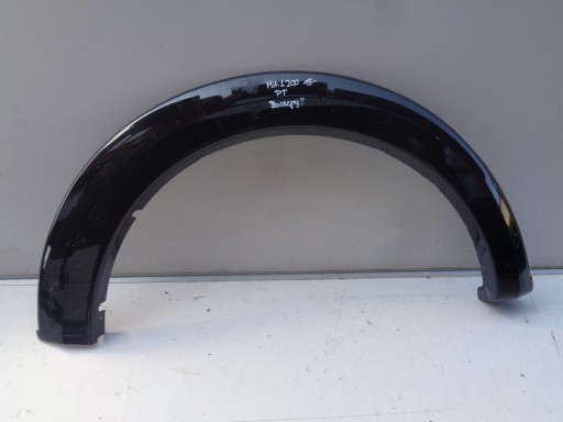 POKLOPAC BLATOBRANA DESNA STRANA ZADNJA MITSUBISHI L200 15-