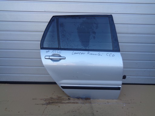 VRATA DESNA  ZADNJA MITSUBISHI LANCER KARAVAN NR 8446