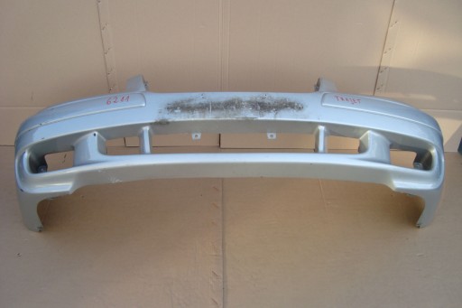 BRANIK PREDNJA STRANA HYUNDAI TRAJET NR 6211