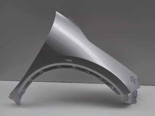 BLATOBRAN DESNA STRANA PREDNJA LEXUS LBX 24- NR 48428