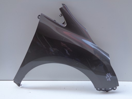 BLATOBRAN DESNA STRANA PREDNJA TOYOTA VERSO 13- REDIZAJN NR 46215