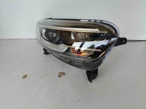 LAMPA FAR DESNA STRANA RENAULT KADJAR 18- REDIZAJN LED