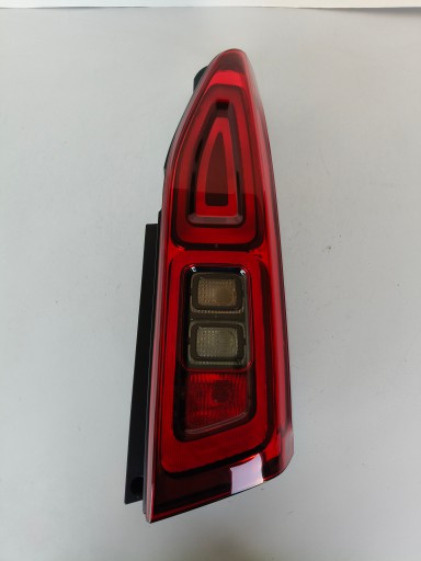 LAMPA FAR DESNA STRANA ZADNJA CITROEN BERLINGO IV OPEL COMBO E 18- LED ISPOD GEPEKA