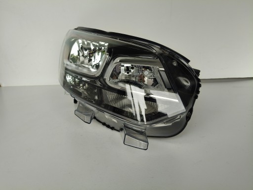 LAMPA FAR DESNA STRANA CITROEN JUMPY SPACETOURER 16- OPEL VIVARO C 19-