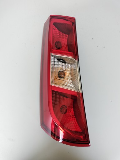 LAMPA FAR LIJEVA STRANA ZADNJA DACIA DOKKER 12-