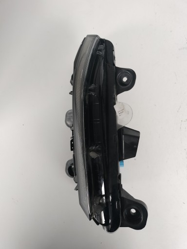 MAGLENKA DESNA STRANA PEUGEOT 3008 II 20- REDIZAJN LED