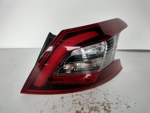 LAMPA FAR DESNA STRANA ZADNJA PEUGEOT 308 LED HATCHBACK (OBIČNI) 17- REDIZAJN