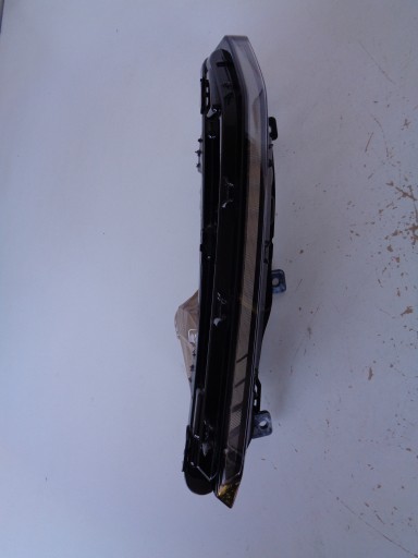 MAGLENKA LIJEVA STRANA PEUGEOT 308 III T10 22- LED DRL