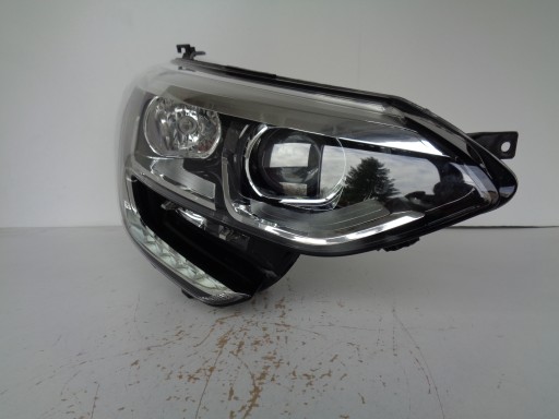 LAMPA FAR DESNA STRANA RENAULT MEGANE IV 16- LED
