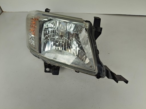 LAMPA FAR DESNA STRANA TOYOTA HILUX 12- REDIZAJN