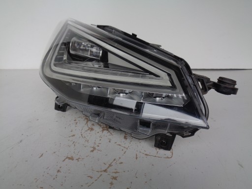 LAMPA FAR DESNA STRANA SEAT IBIZA V ARONA 6F 6F0 REDIZAJN FULL LED
