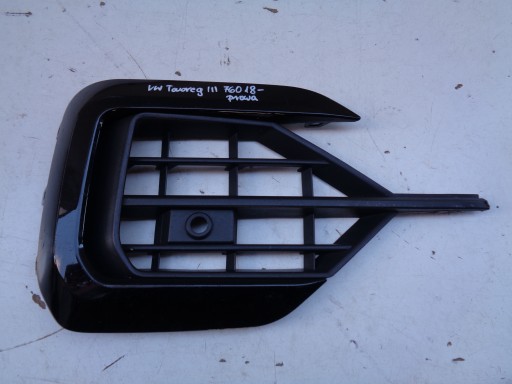 MREŽICA BRANIKA DESNA STRANA VW TOUAREG III 760 18- R-LINE