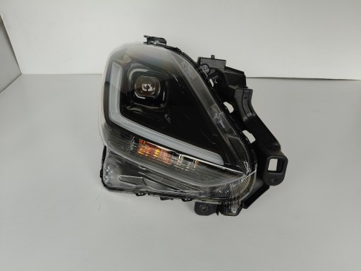 LAMPA FAR DESNA STRANA SUZUKI SWIFT MK9 24- FULL LED