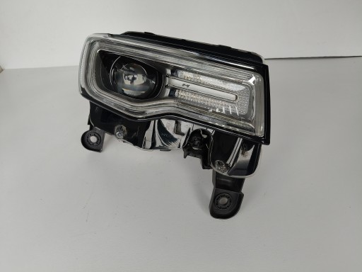LAMPA FAR DESNA STRANA JEEP GRAND CHEROKEE WK2 13- XENON LED