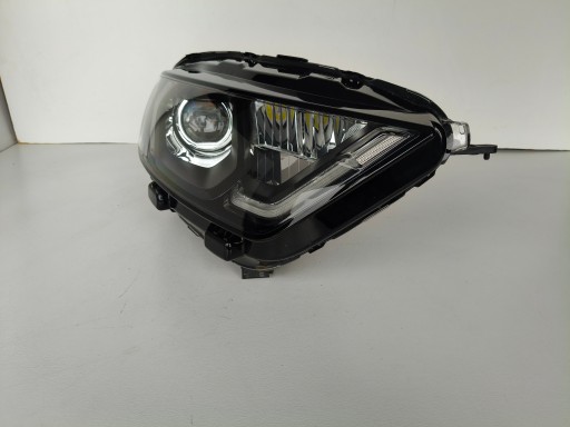 LAMPA FAR DESNA STARIRANA FORD ECOSPORT 17- REDIZAJN STARI TAMNA FULL LED