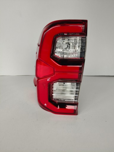 LAMPA FAR LIJEVA STRANA ZADNJA TOYOTA HILUX VIII 20- LED