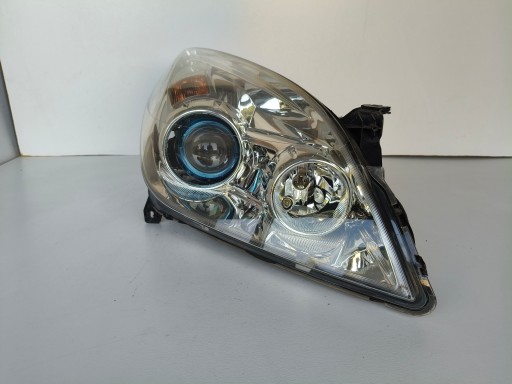 LAMPA FAR DESNA STRANA OPEL VECTRA C 05- REDIZAJN XENON ZAKRETNI