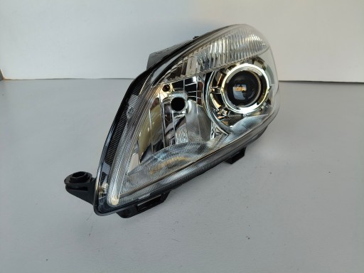 LAMPA FAR LIJEVA STRANA SKODA FABIA II 5J 5J0 10- REDIZAJN ROOMSTER TYC