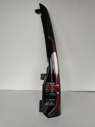 LAMPA FAR DESNA STRANA ZADNJA VW CADDY 2K7 20- LED