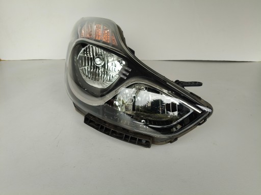 LAMPA FAR DESNA STRANA HYUNDAI IX20 10-
