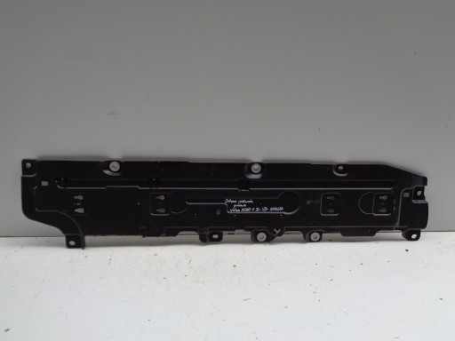--NO-WA-- POKLOPAC PODVOZJA DESNA STRANA VOLVO XC60 II 21- REDIZAJN