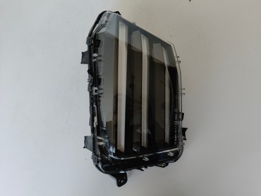 MAGLENKA DESNA STRANA PEUGEOT 208 II 23- REDIZAJN LED DRL