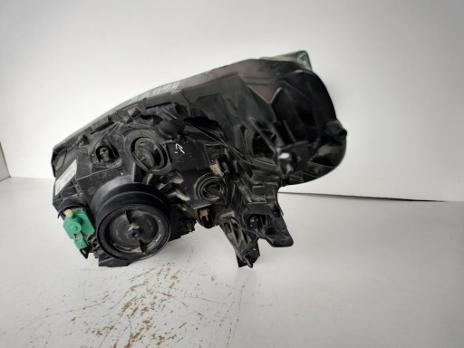 LAMPA FAR DESNA STRANA OPEL VIVARO B 14-