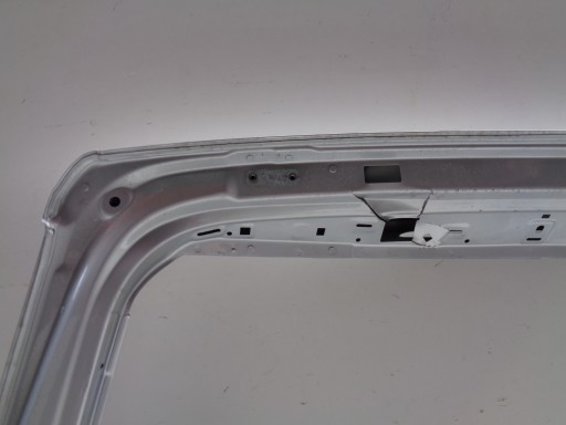 GEPEK ZADNJA VW TOURAN 5TA 16- NR 41047