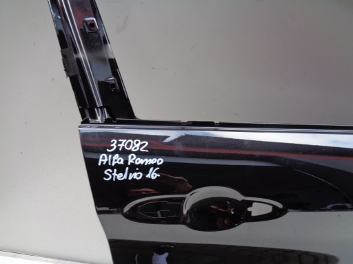 VRATA DESNA PREDNJA STRANA ALFA ROMEO STELVIO 16- NR 37082 VRATA DESNA PREDNJA STRANA ALFA ROMEO STELVIO 16- NR 37082