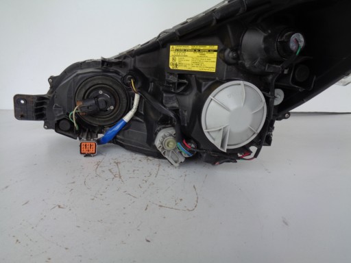 LAMPA FAR DESNA STRANA SUBARU LEGACY 09- XENON