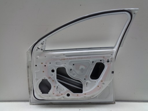 VRATA DESNA PREDNJA STRANA OPEL INSIGNIA A 08-16 36588 VRATA DESNA PREDNJA STRANA OPEL INSIGNIA A 08-16 36588