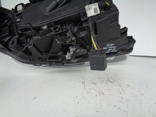 LAMPA FAR LIJEVA STRANA VOLVO V60 S60 13- REDIZAJN XENON ZAKRETNI