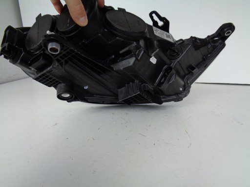LAMPA FAR LIJEVA STRANA AUDI A1 82A 18-