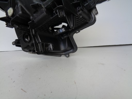 LAMPA FAR LIJEVA STRANA TOYOTA PRIUS 16- FULL LED