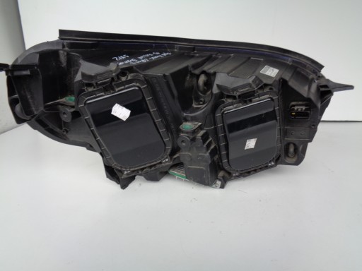 LAMPA FAR LIJEVA STRANA OPEL VIVARO C 19- ZAFIRA D XENON