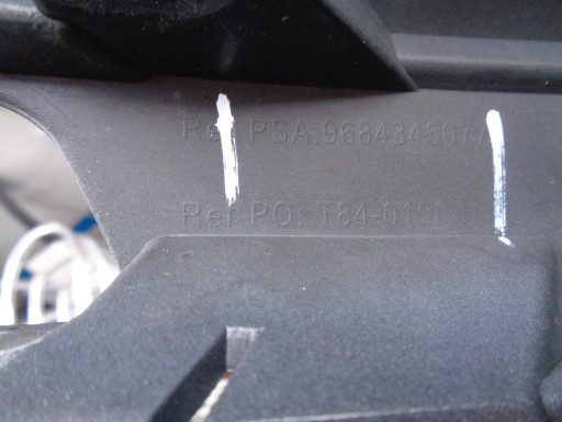 BRANIK PREDNJA STRANA PEUGEOT 3008 09-12 NR 33772