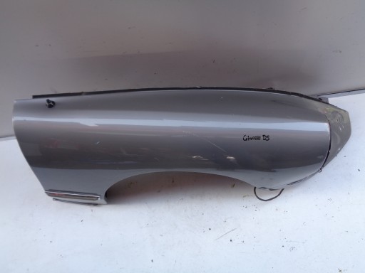 BLATOBRAN DESNA STRANA PREDNJA CITROEN DS 19 1959- BLATOBRAN DESNA STRANA PREDNJA CITROEN DS 19 1959-