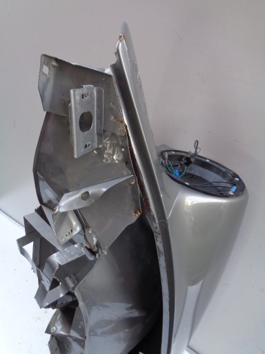 BLATOBRAN DESNA STRANA PREDNJA CITROEN DS 19 1959- BLATOBRAN DESNA STRANA PREDNJA CITROEN DS 19 1959-