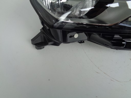 NOVO LAMPA FAR DESNA STRANA CITROEN DS3 CROSSBACK 18-