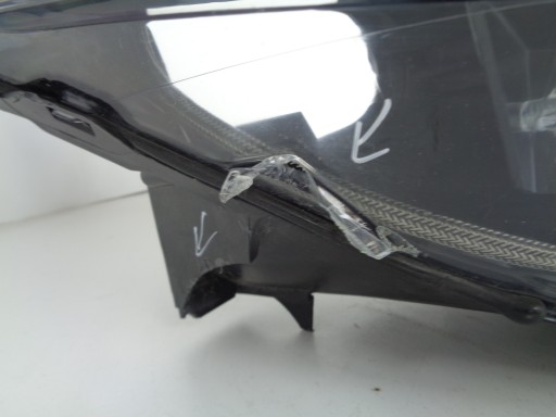 LAMPA FAR DESNA STRANA PEUGEOT EXPERT TRAVELLER 16- XENON