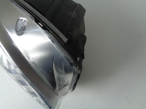 LAMPA FAR DESNA STRANA PEUGEOT EXPERT TRAVELLER 16- XENON