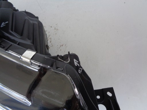 LAMPA FAR DESNA STRANA MITSUBISHI OUTLANDER III 15- REDIZAJN LED LAMPA FAR DESNA STRANA MITSUBISHI OUTLANDER III 15- REDIZAJN LED