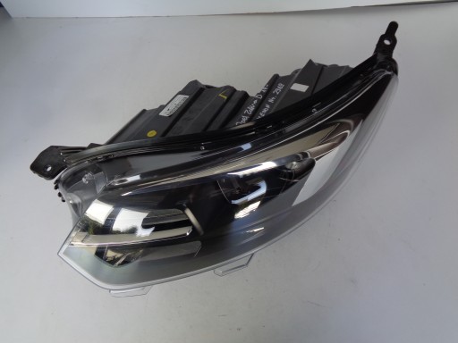 LAMPA FAR LIJEVA STRANA OPEL ZAFIRA D LIFE VIVARO C 19- XENON