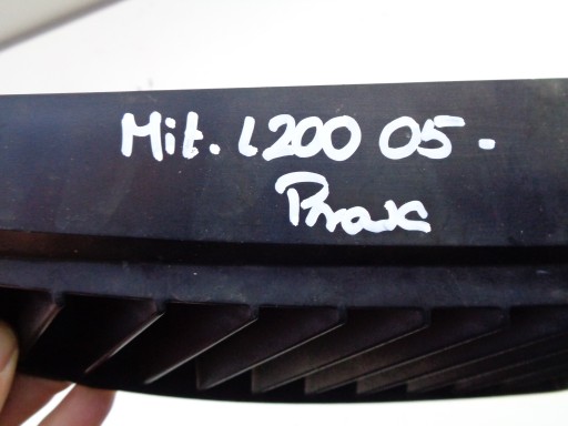 MASKA MREŽICA DESNA STRANA MITSUBISHI L200 05-