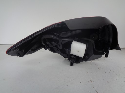 NOVO ORIGINALNI LAMPA FAR DESNA STRANA ZADNJA CITROEN DS3 09-